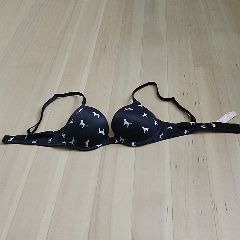 Victoria's Secret Wear Everywhere Bra